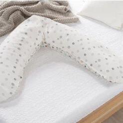 Theraline Original Maternity And Nursing Pillow -Motherswork Store 2 ed0bff1d 1b62 4dae a613 9e529b32a8a6