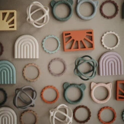 Mushie Ball Teether -Motherswork Store 2 ee0d80d2 5703 4bb5 8345 1350c1b2d087