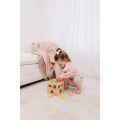 Bubble Wooden Shape Sorting Cube -Motherswork Store BU5005 12 900x eeff03ce c2ba 4ab8 8623 1c989d99fd68