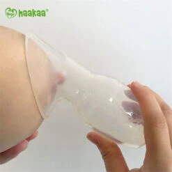 Haakaa Breast Pump - 100ml -Motherswork Store Haakaa pump 100ml in use