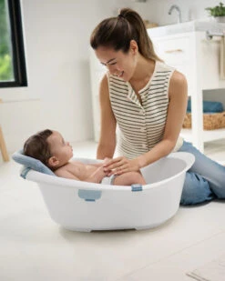 Skip Hop Wave 4-in-1 Bath -Motherswork Store SH H24 WaveTub 0878 E 900x 67d4067d 5a5c 4fbf 8f12 d974b77bc2ae