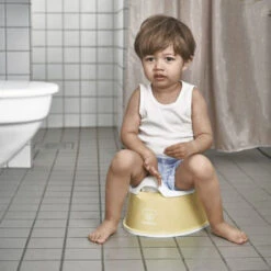 Babybjorn Smart Potty -Motherswork Store babybjorn smart potty powder yellow white 051266 002