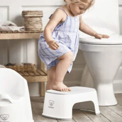 Babybjorn Step Stool -Motherswork Store babybjorn step stool white grey 061221 002