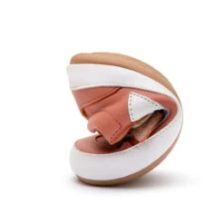 Tip Toey Joey Landy Sneakers -Motherswork Store landysneakerrosasecowhite3