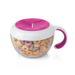 OXO Tot Flippy Snack Cup With Travel Lid -Motherswork Store tot 6125800 1b 600x cd4be3c5 a9d4 4ccf 9821 41da889539b6